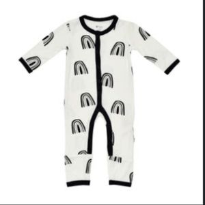 Brand new without tags Kyte Baby snap romper b&w rainbow